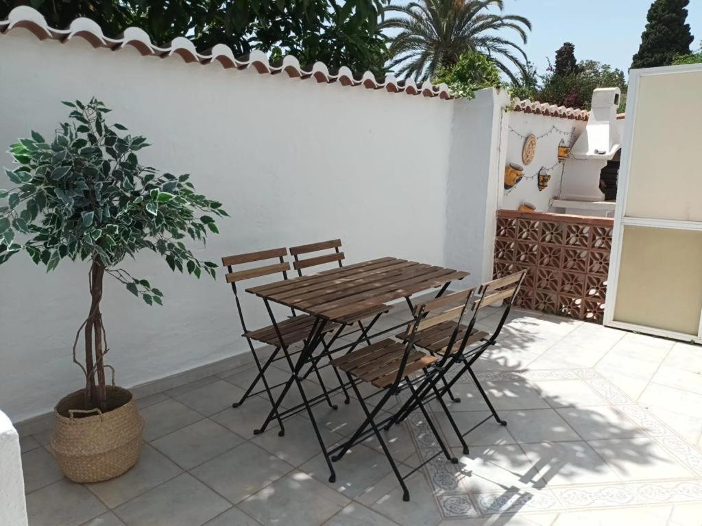 Nueva Nerja Pueblo Andaluz Casa Grafton Villa Luaran gambar