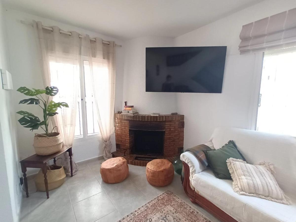 Nueva Nerja Pueblo Andaluz Casa Grafton Villa Luaran gambar