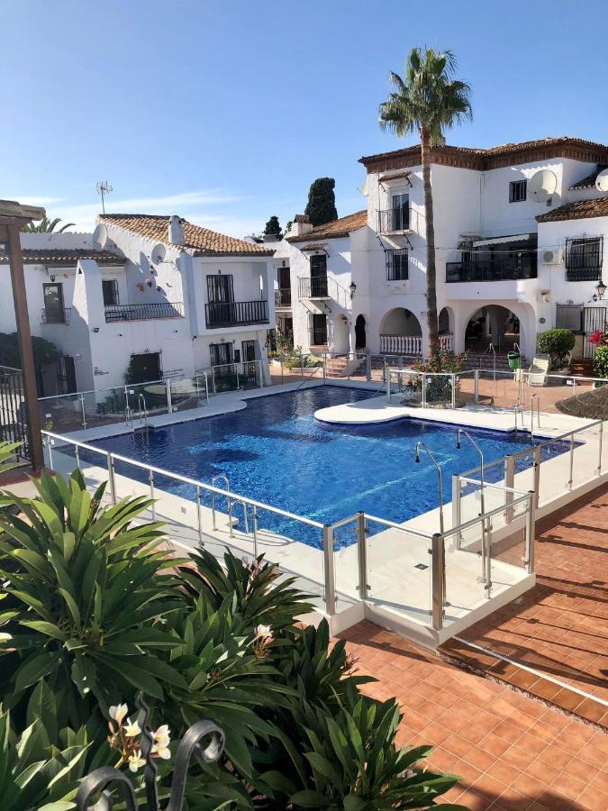Nueva Nerja Pueblo Andaluz Casa Grafton Villa Luaran gambar